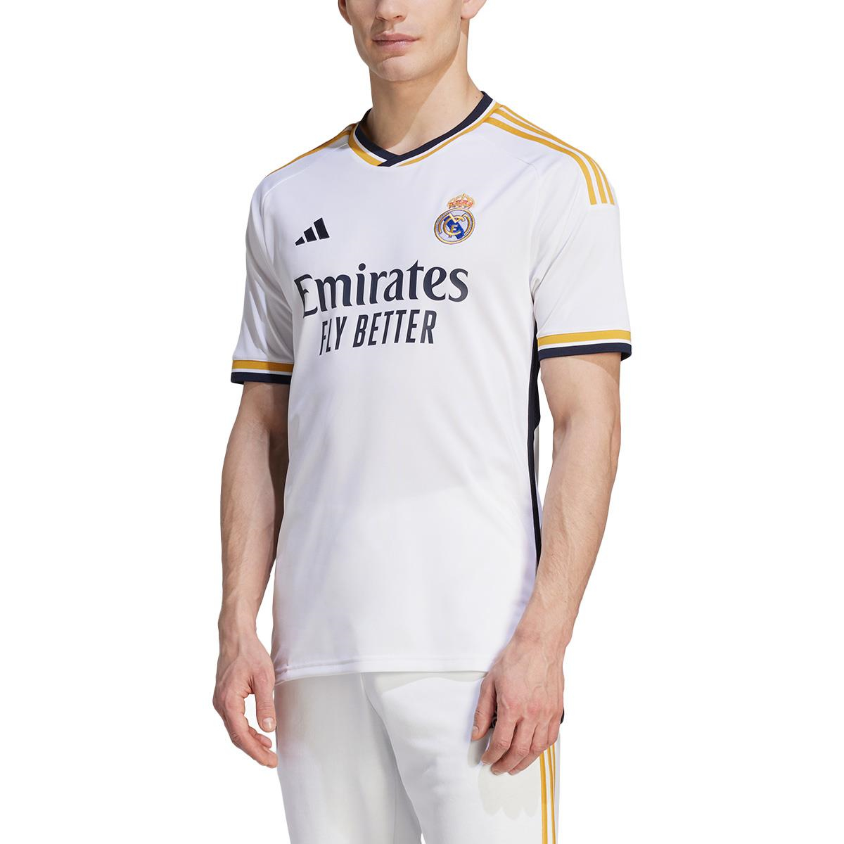 https://www.stadome.com/images/ashx/maillot-domicile-real-madrid-23-24-5.jpeg?s_id=14812&imgfield=s_image5&imgwidth=1200&imgheight=1200